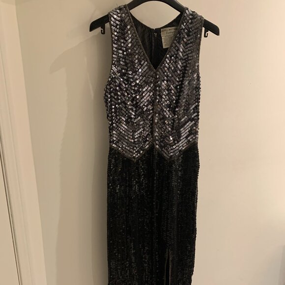 Elegant, sleek sequin/silk charcoal and black evening dress - Picture 2 of 5